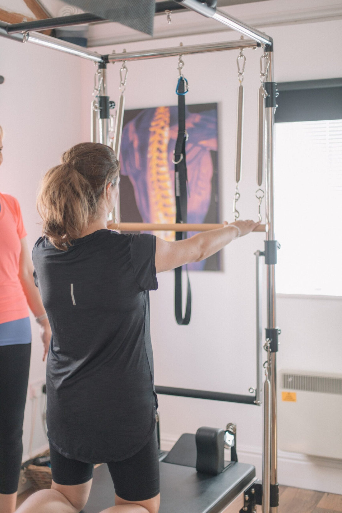 Client using the Cadillac push-through bar
